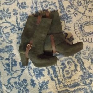 Earthies Lintz brown green suede stirrup clog boots 6.5